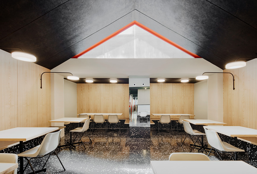 巴塞罗那翻新餐厅变比萨店-27