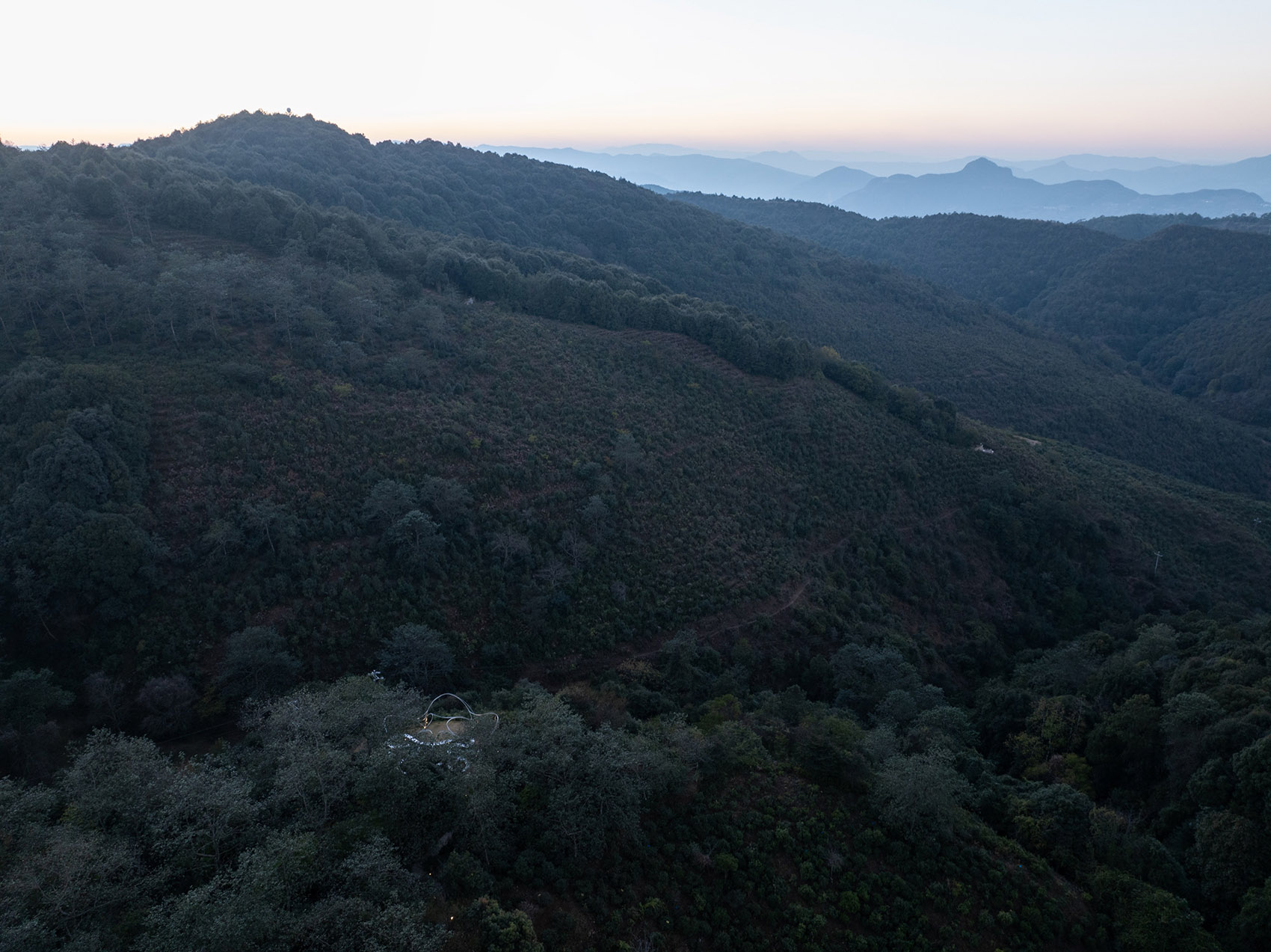 大理无量山一朵茶花高原剧场丨中国大理丨孔祥伟工作室-86