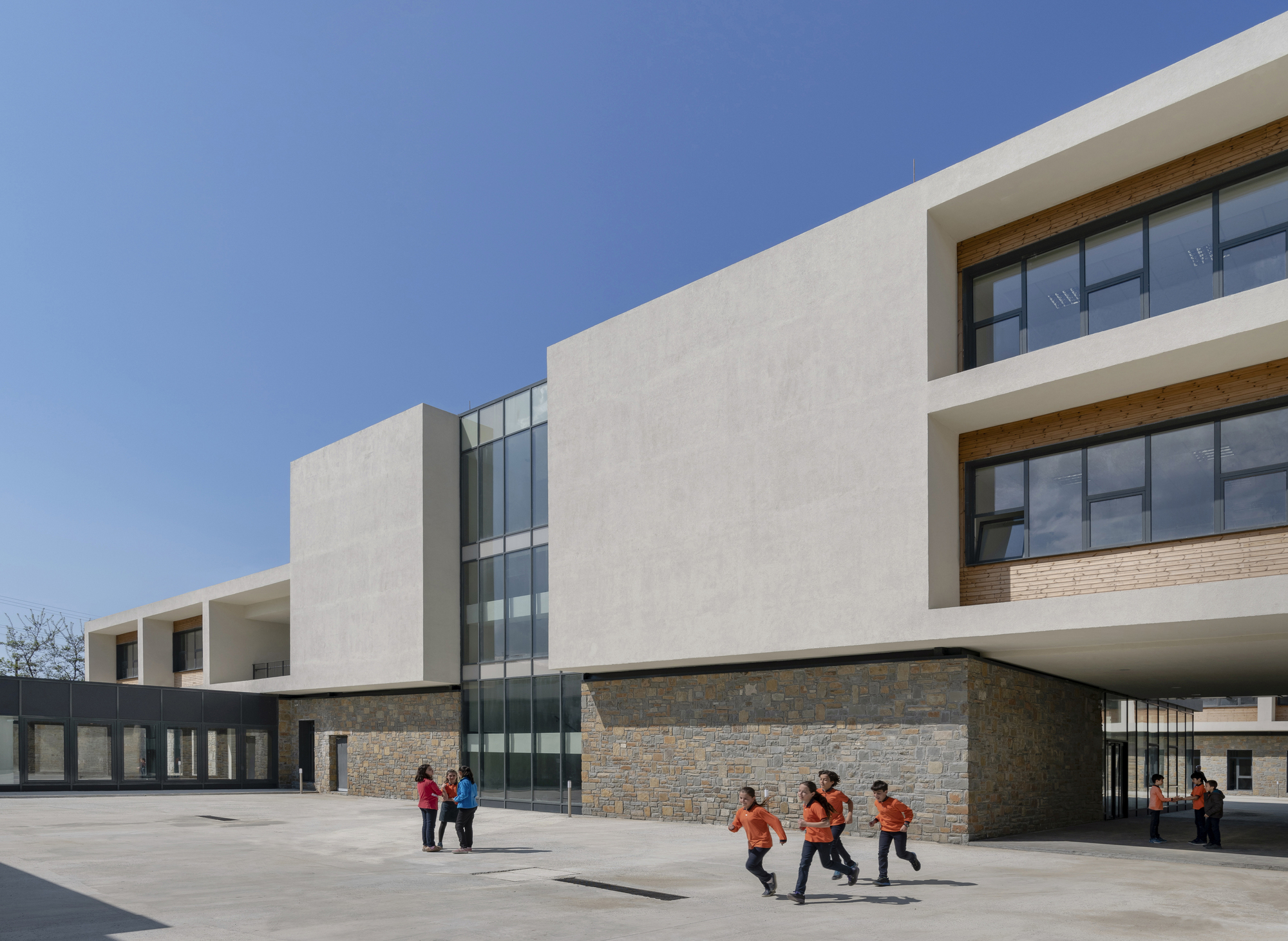 Gökçeada High School Campus  / PAB Architects-14