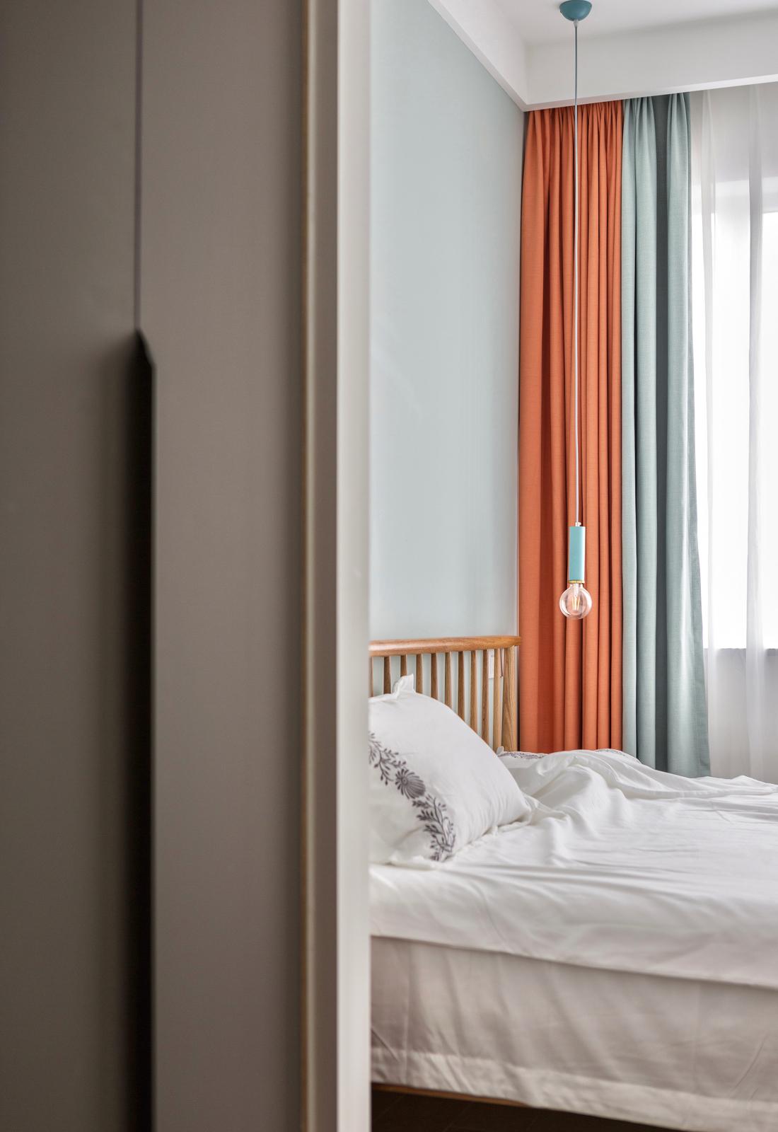 小户型现代简约风设计 | 色彩缤纷,布局巧妙-24