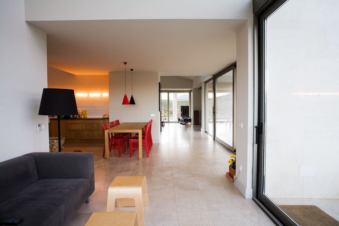 西班牙家庭工作室-11