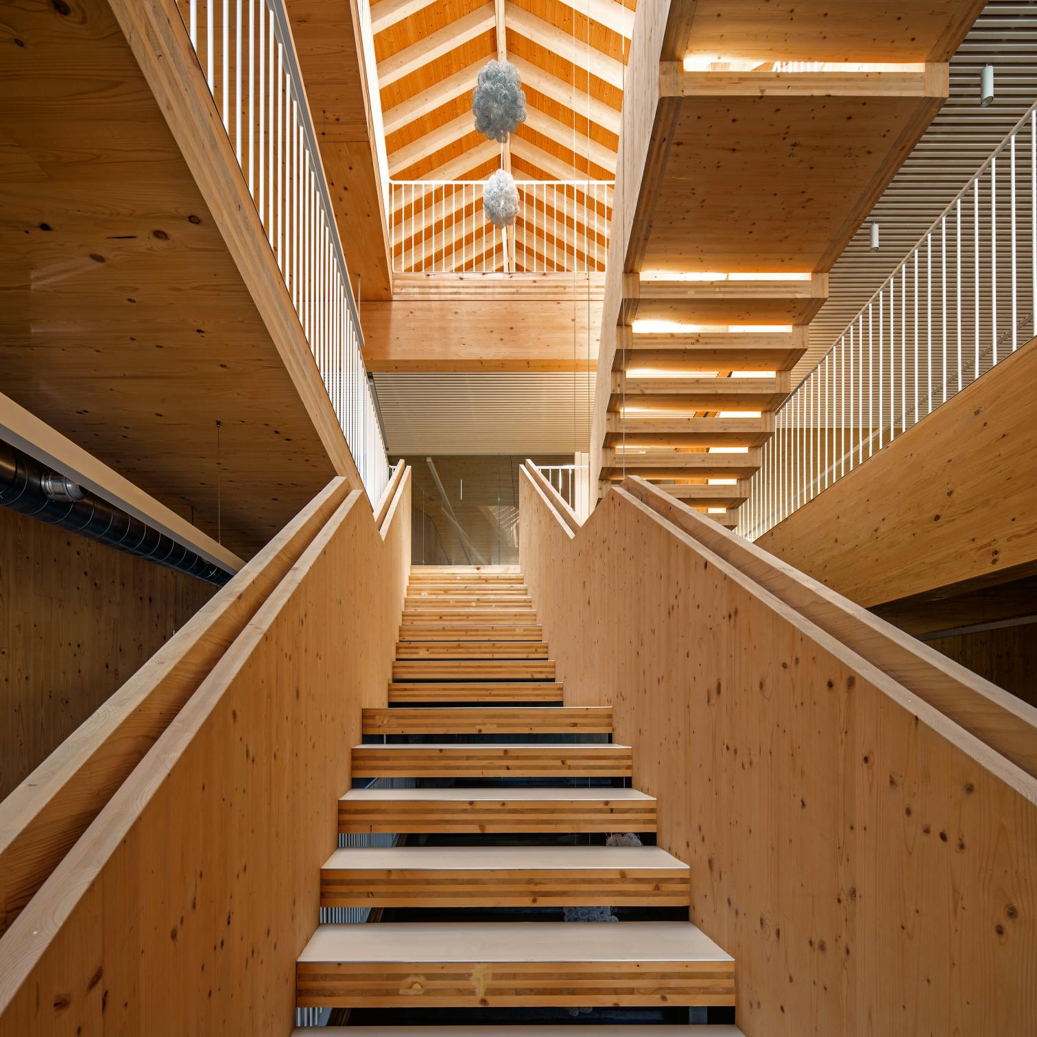 维戈大学历史城区改造项目丨西班牙丨Madergia-17