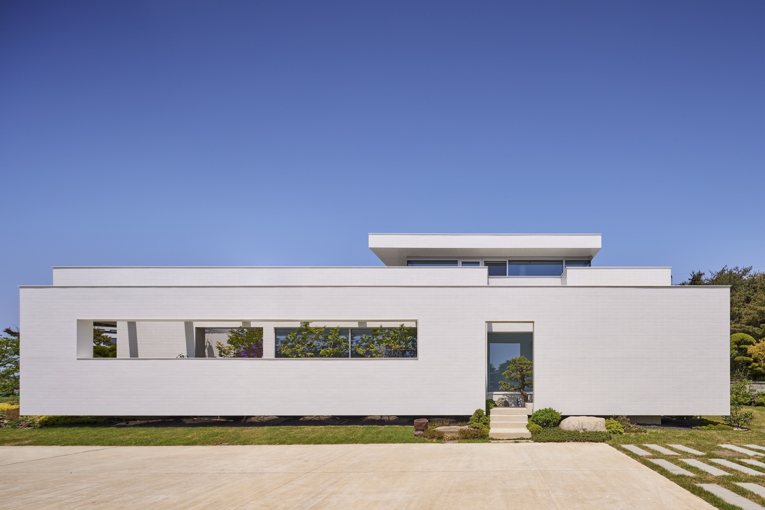 Square House · 漂浮的度假胜地-3