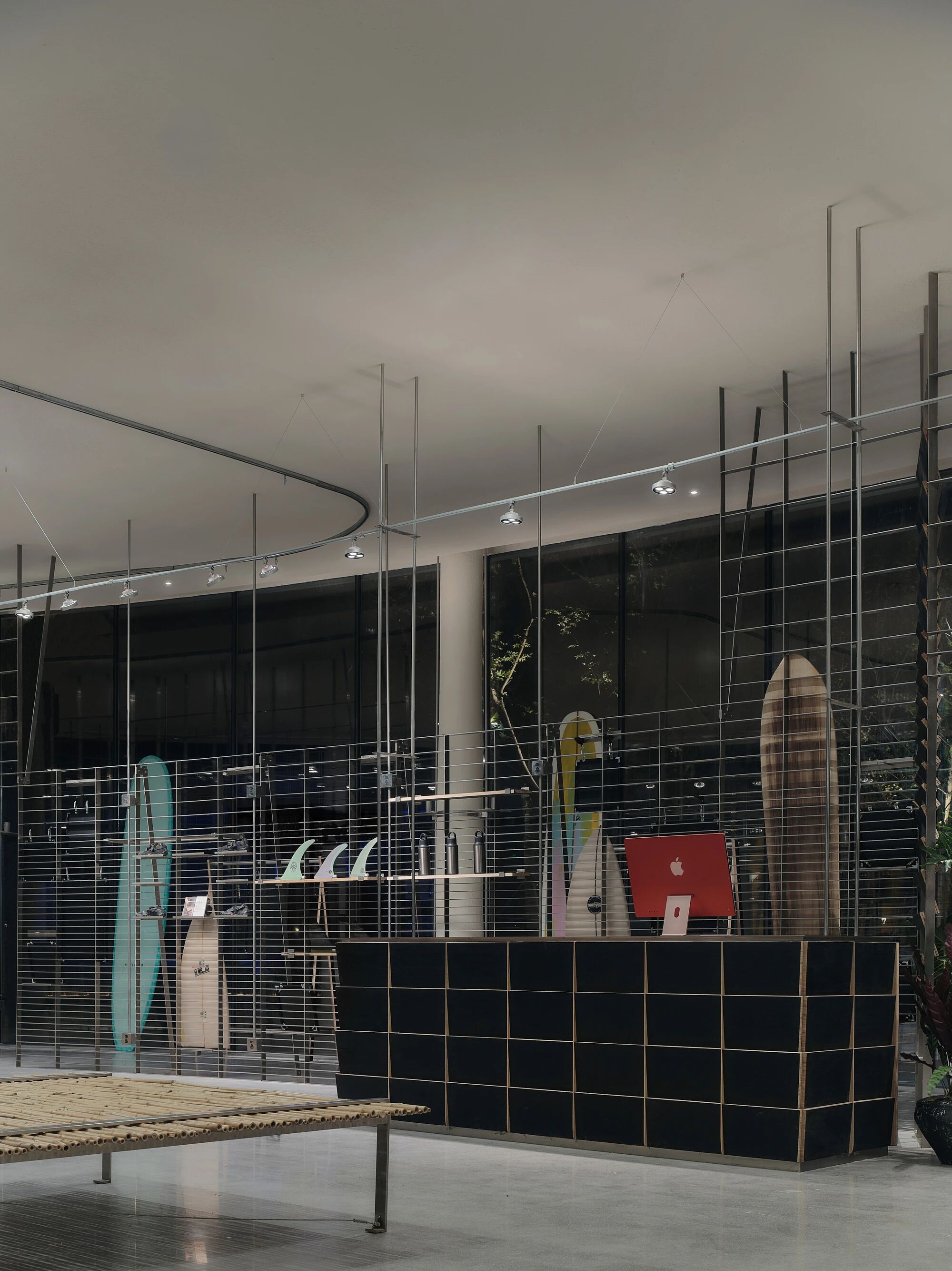 良式建筑|全国首个造浪池配套商店(Nice Try运动商店)丨中国万宁-40