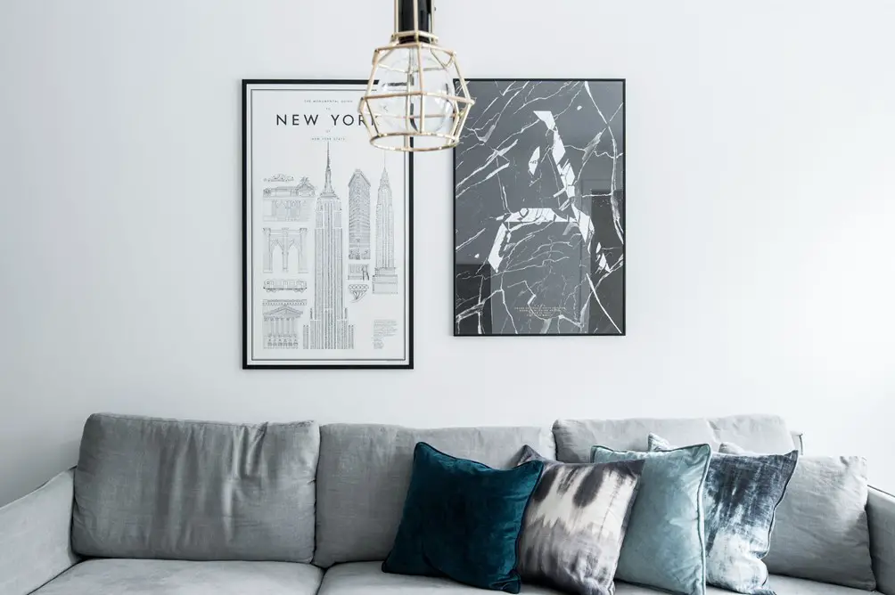 北欧风尚 | 原始木桌与炭灰色墙壁的完美搭配-9