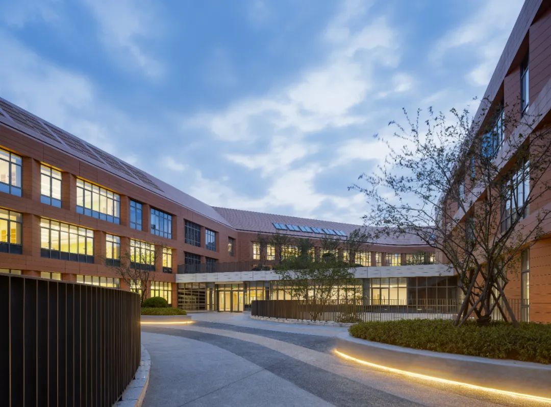 筑园寻梦 | 融入城市的新型校园设计-67