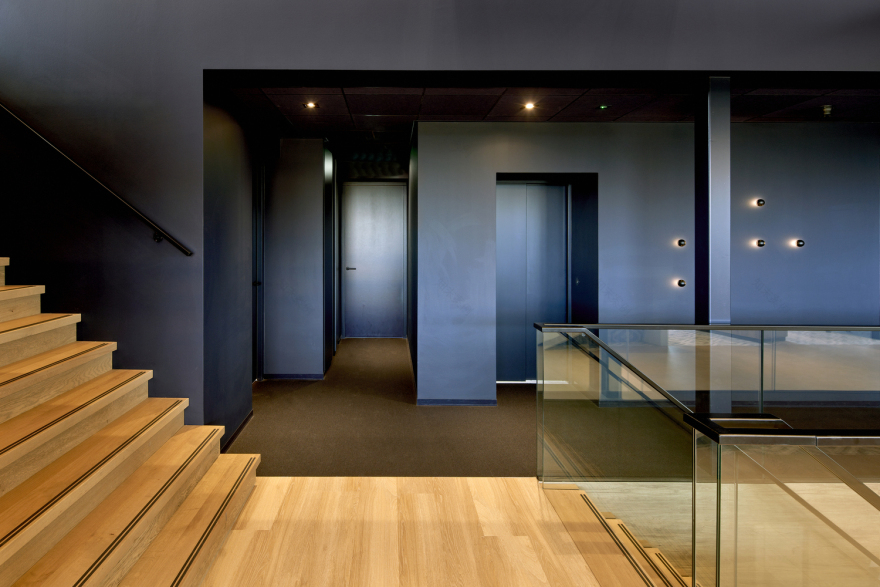 荷兰 VDG 总部大楼,绿色环境中的现代办公空间-33