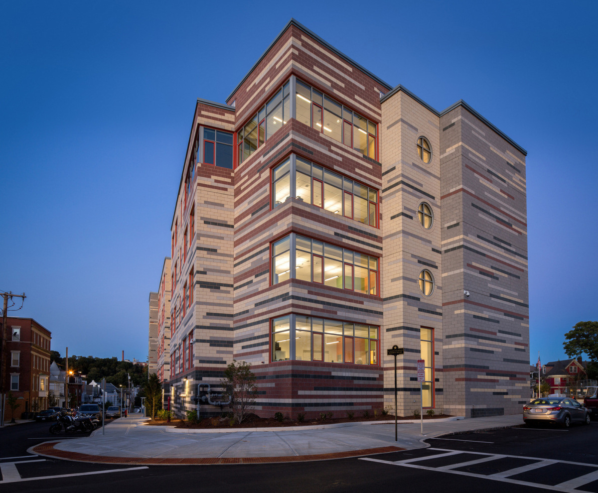 克拉克大街中学-6