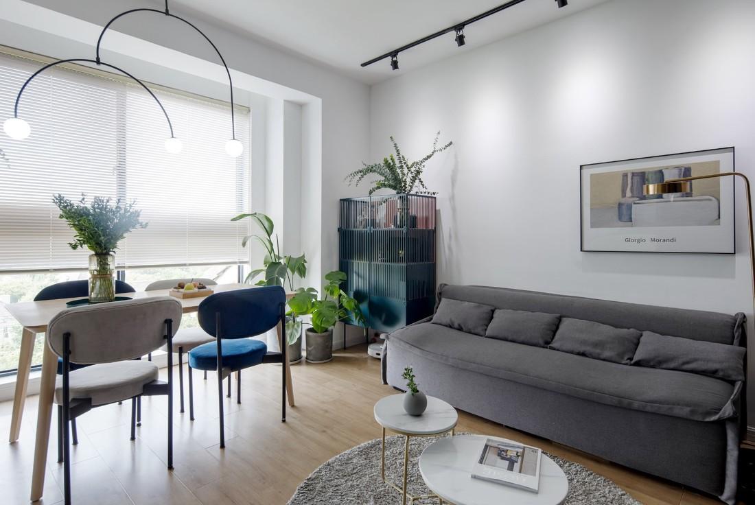 
顶层阁楼的重生之旅 -4