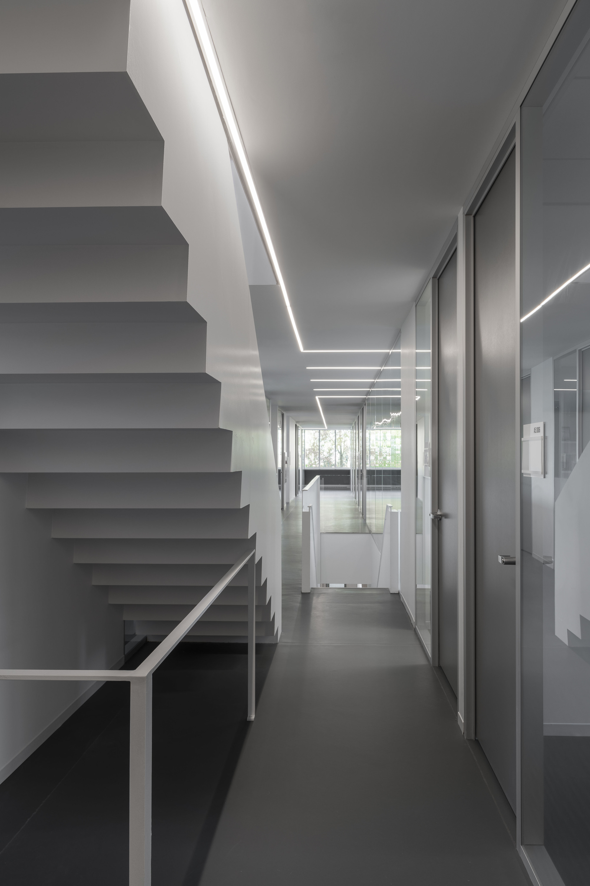 Pavillon A5 Faculty of Arts and Humanities / Saucier + Perrotte architectes-43