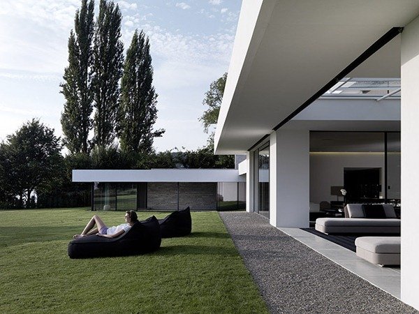 豪华别墅 现代风格Swiss Fine Line無與倫比的海濱別墅-3