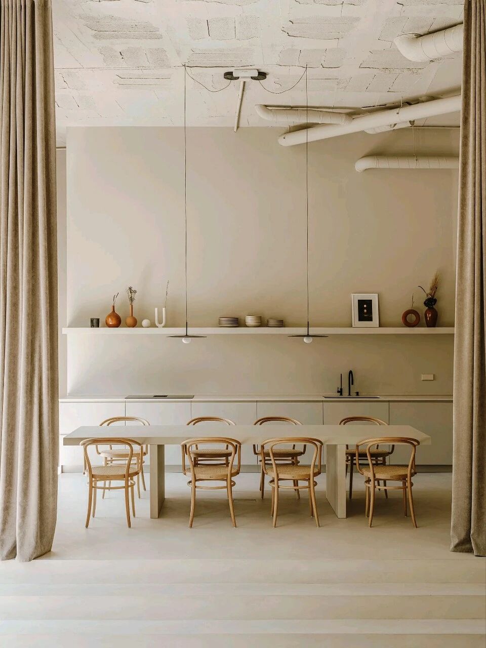 极简办公空间美学丨Isern Serra-59