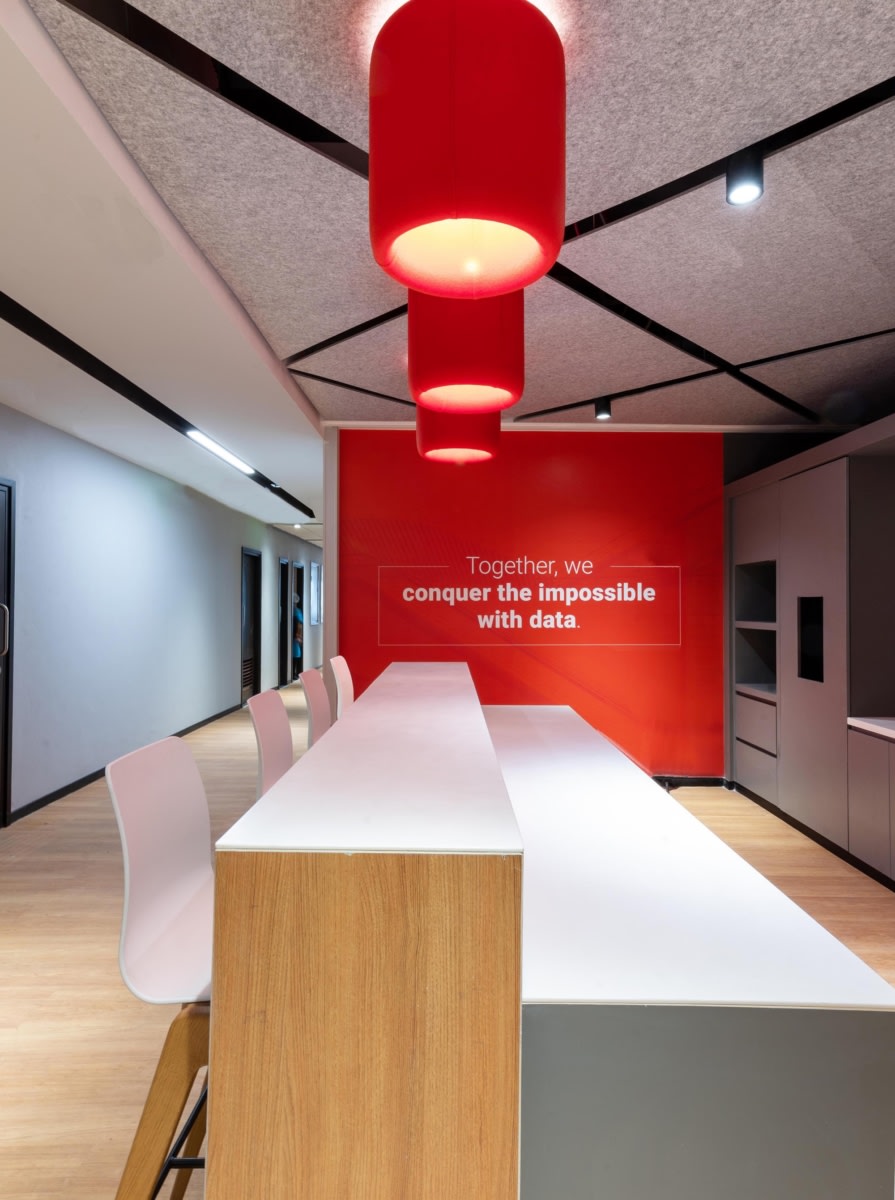 云端数据创新办公空间设计丨印度班加罗尔-23