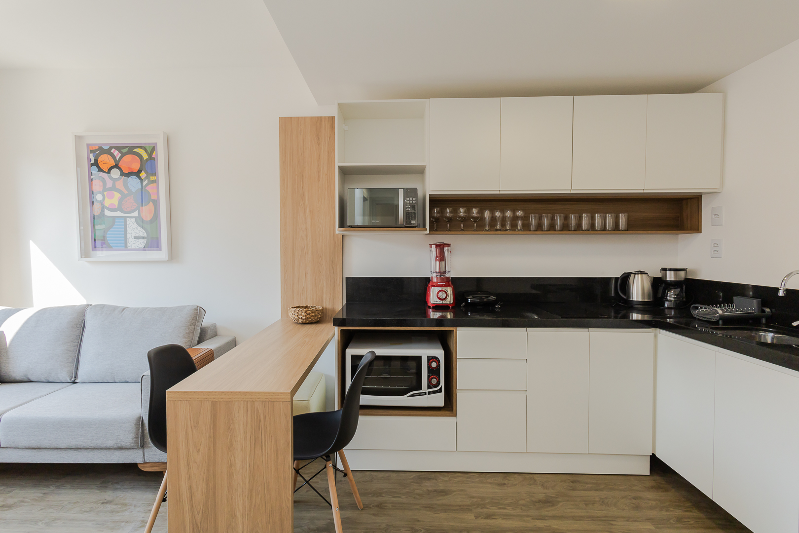 Modern Airbnb Apartment-0