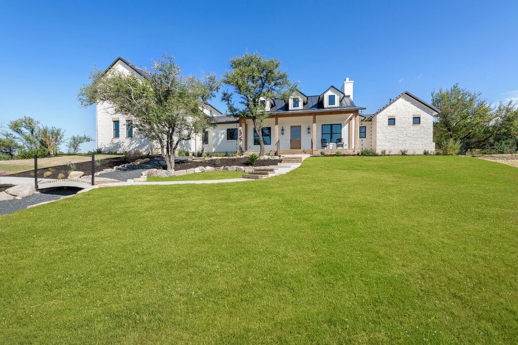 Creekside Farmhouse | Elliot Johnson, AIA-9