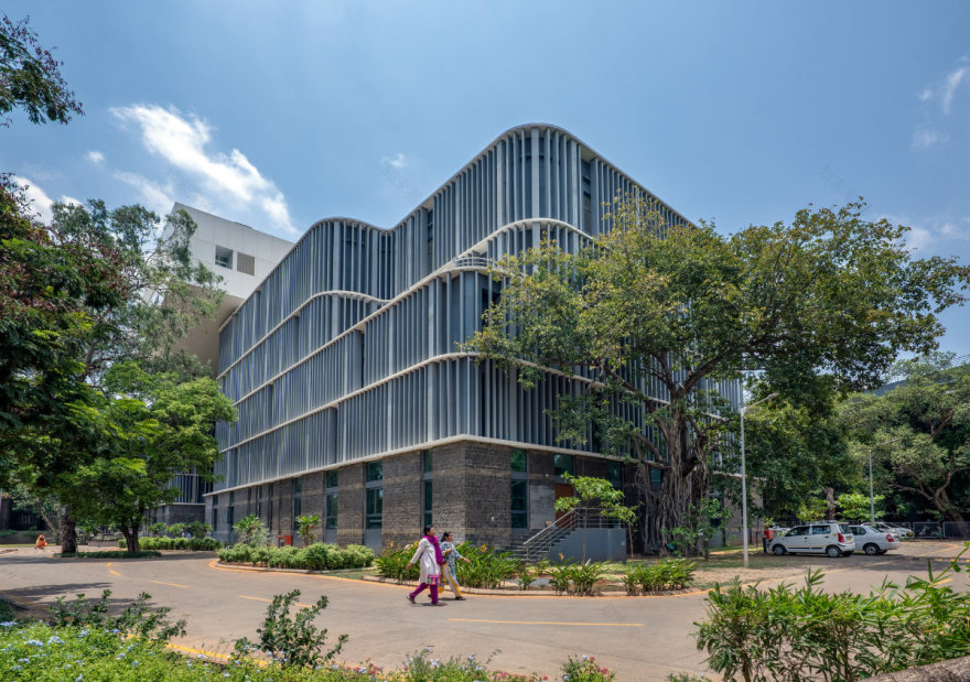 Collector 办公室,取代旧集群的新型办公 Sunil Patil And Associates-30