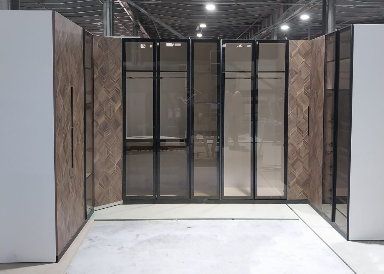 步入式衣帽间及衣柜设计-25