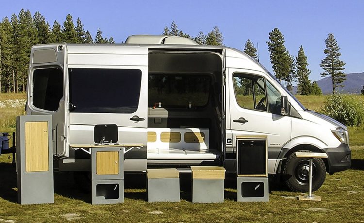 Happier Adaptiv 模块化厢式货车内饰设计丨Happier Camper-3