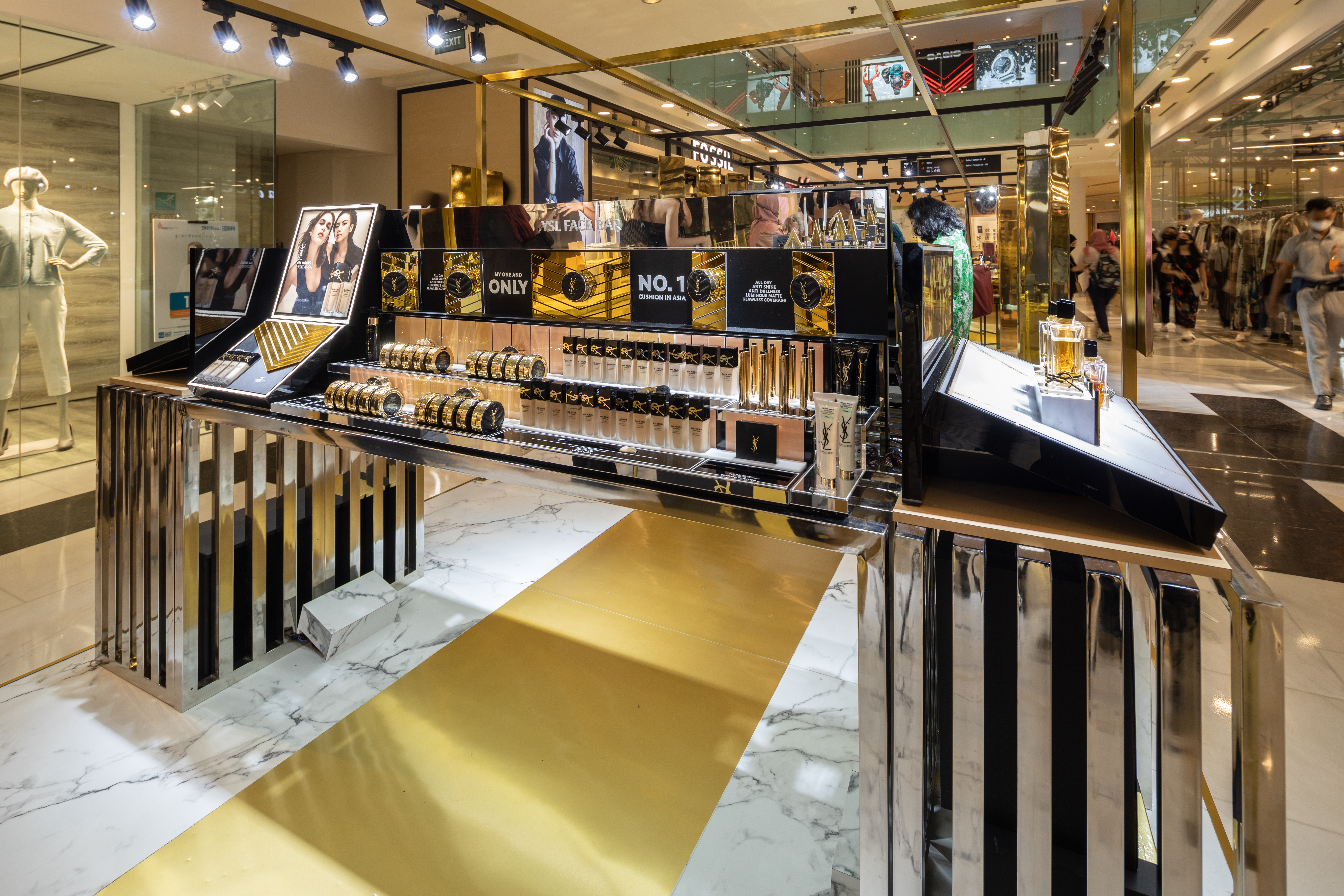 YSL HOLIDAY 2022 PODIUM - GRAND INDONESIA-13