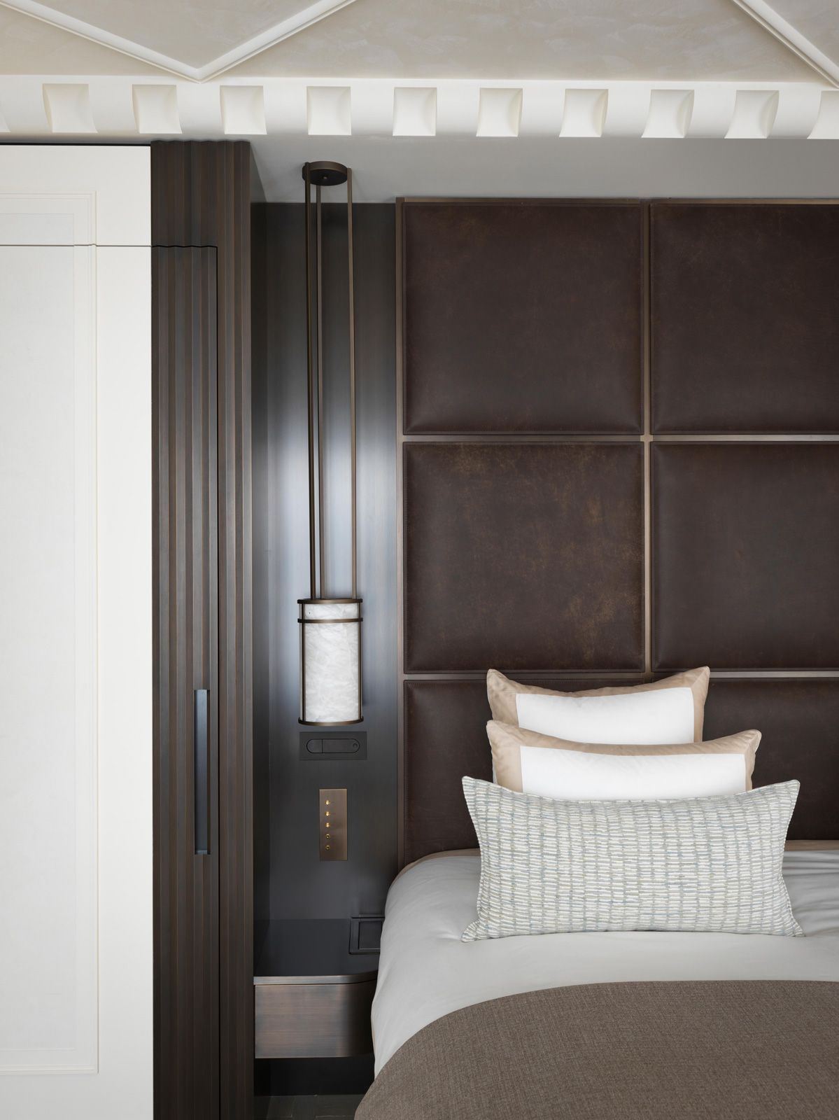 巴黎带埃菲尔铁塔景观公寓翻新丨法国巴黎-36