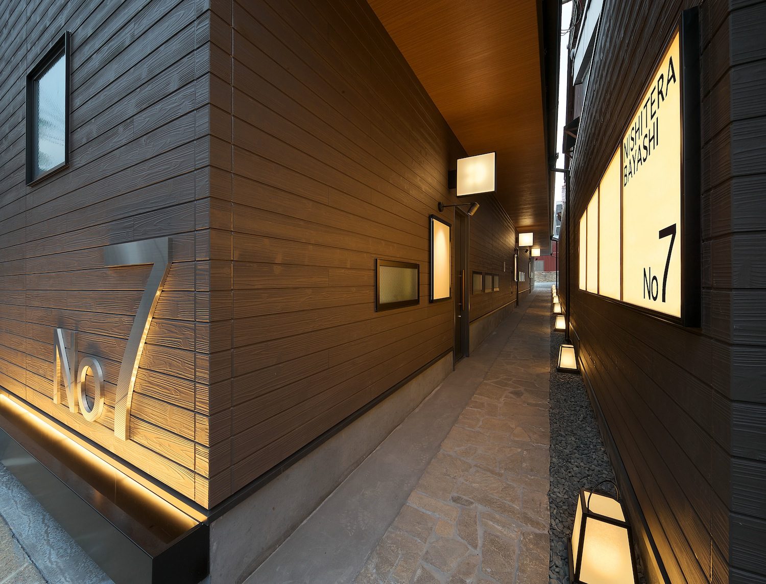 西寺林 7号

注：此处NISHI一般对应西，TERA可能对应寺，BAYASHI一般对应林 ，是基于常见日语人名地名罗马音转汉字的推测，当然具体名称需结合实际情况确定 丨日本奈良丨岩本 勝也＋エンバディデザイン-10