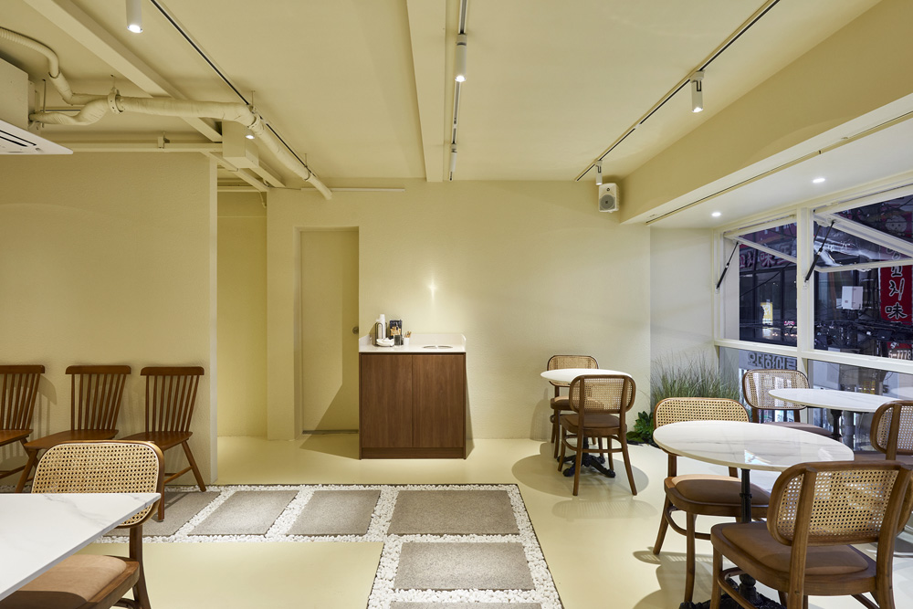 首尔 80 平高级设计咖啡厅-13
