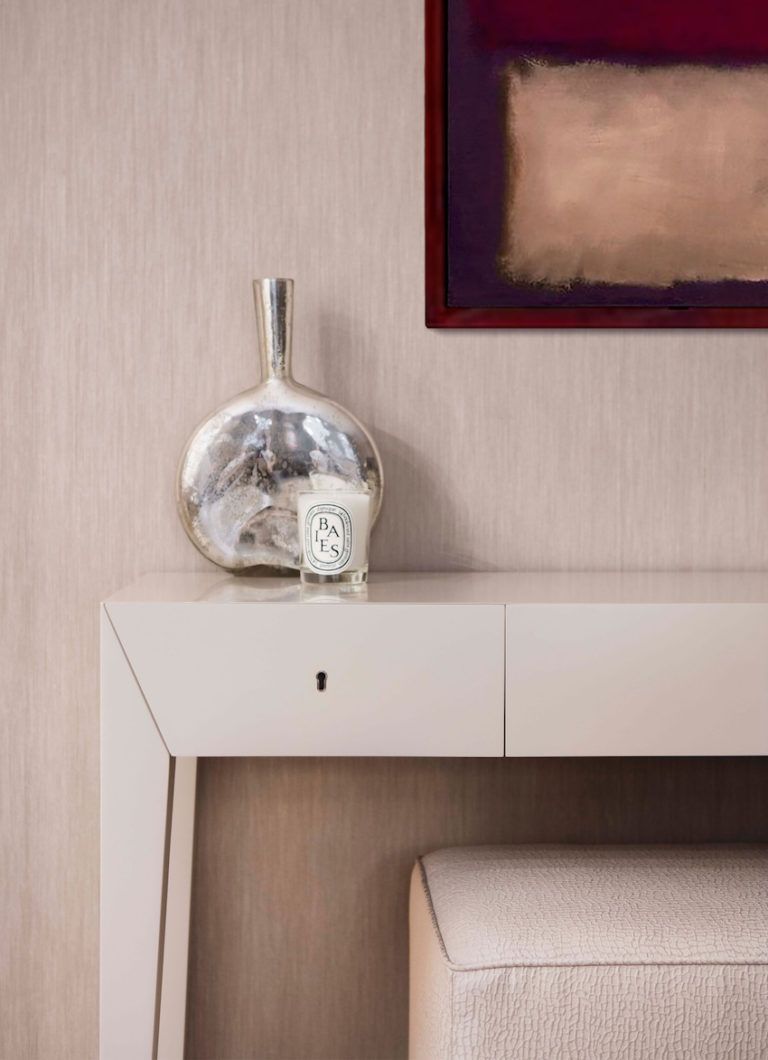 Renovated Belgravia Apartment is an Elegant Pied-a-Terre-14