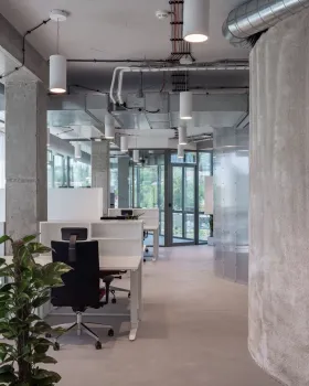 MELOWN TECHNOLOGIES SE 办公室设计丨捷克丨studio AEIOU