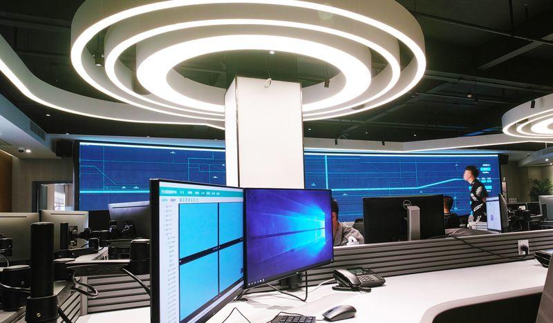 上海巴士集团指挥中心-9