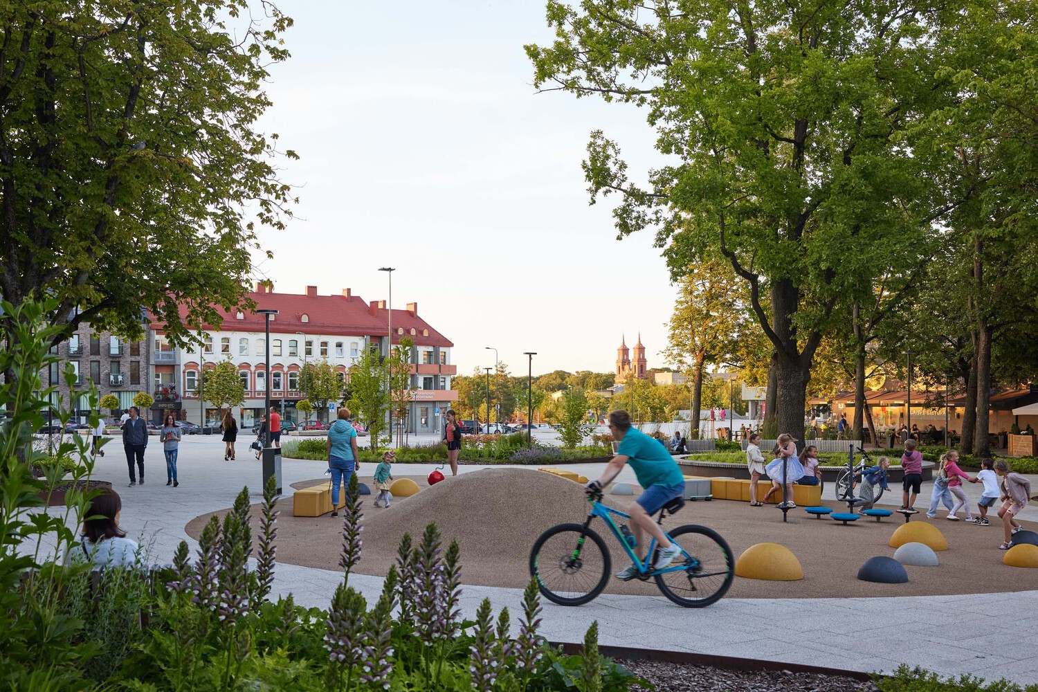 Freedom Square 重生记丨立陶宛帕涅韦日斯丨501 architects-38