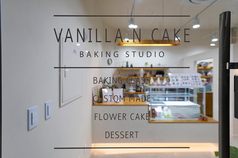 简约八平米烘焙工作室，成本低廉的温馨空间-10