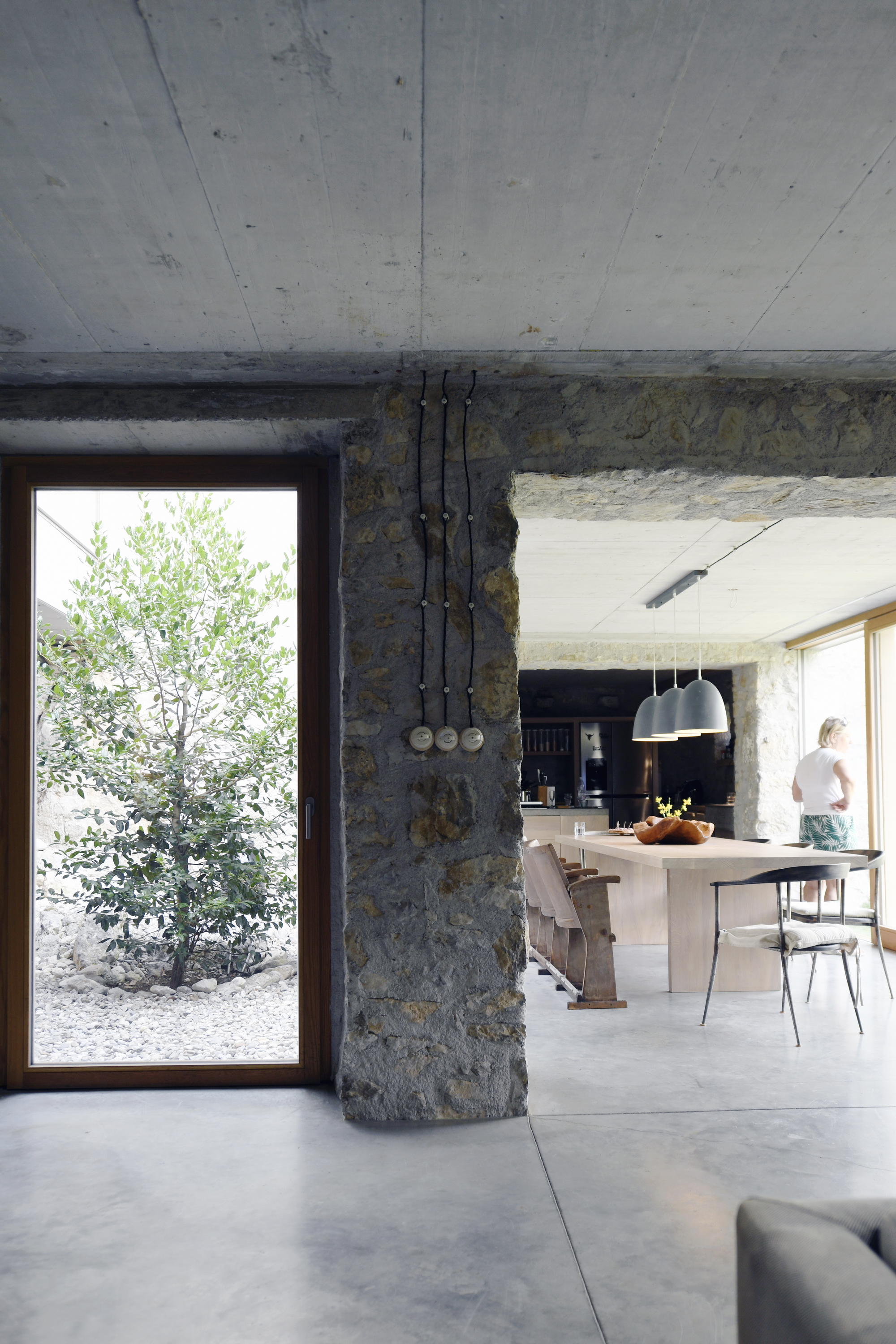 卡纳斯基·洛姆大厦丨OFIS Architects-33