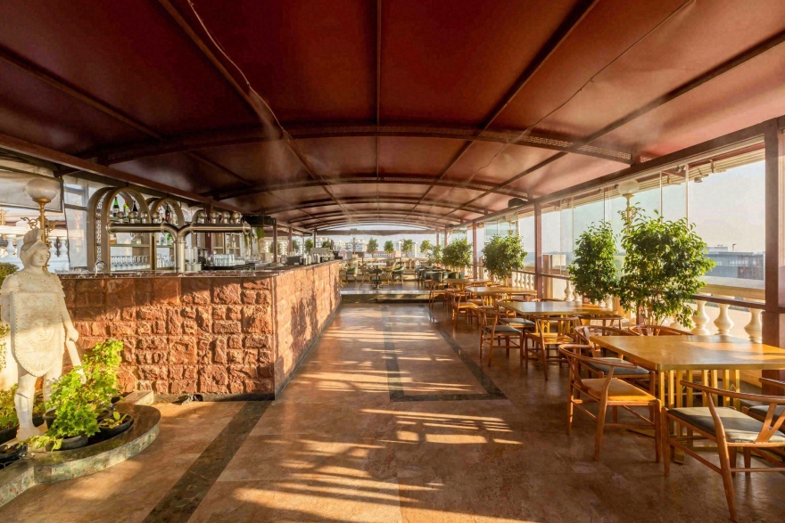 蜡烛啤酒屋丨印度班加罗尔丨Bare Wall Studio-26