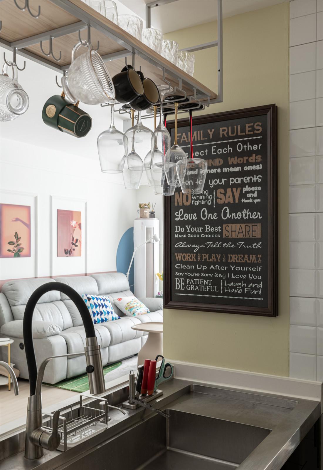 麦芽黄色温馨简约家-22