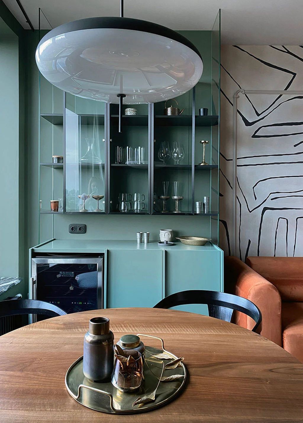 多彩不规则布局公寓，大胆壁纸打造现代时尚空间-6