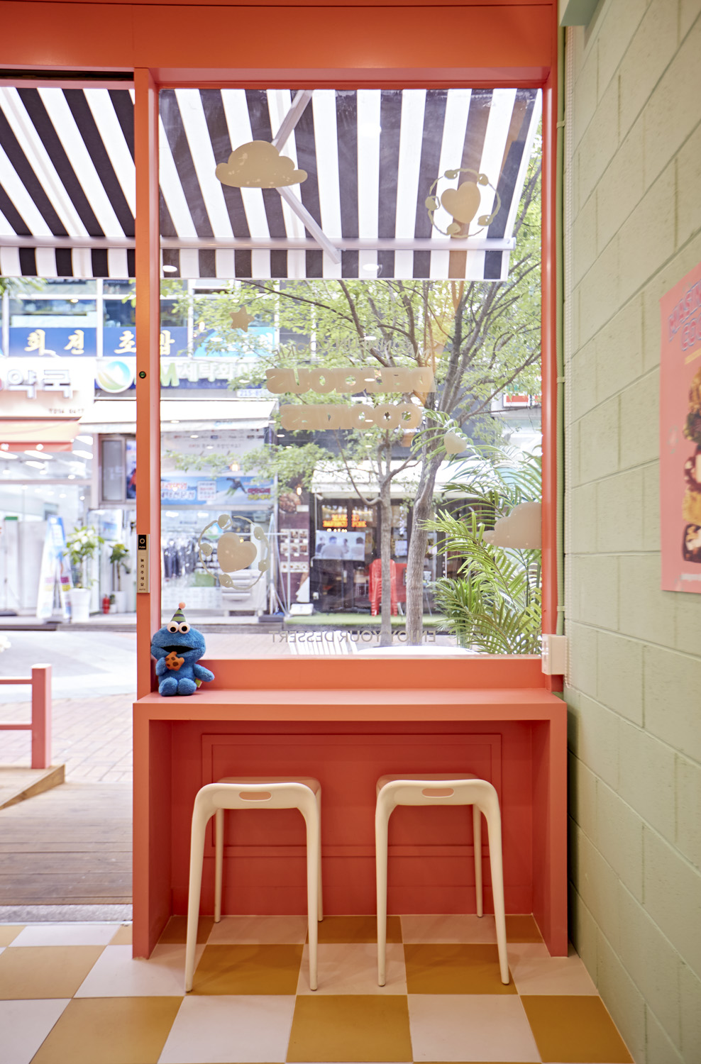 12 坪小空间，设计师打造舒适咖啡厅-13