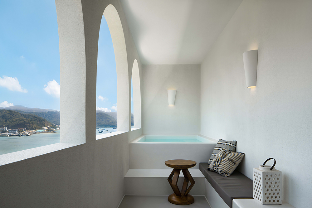 蜜悦·蓝白圣岛悬崖泡池美宿丨中国深圳丨埂上设计-85