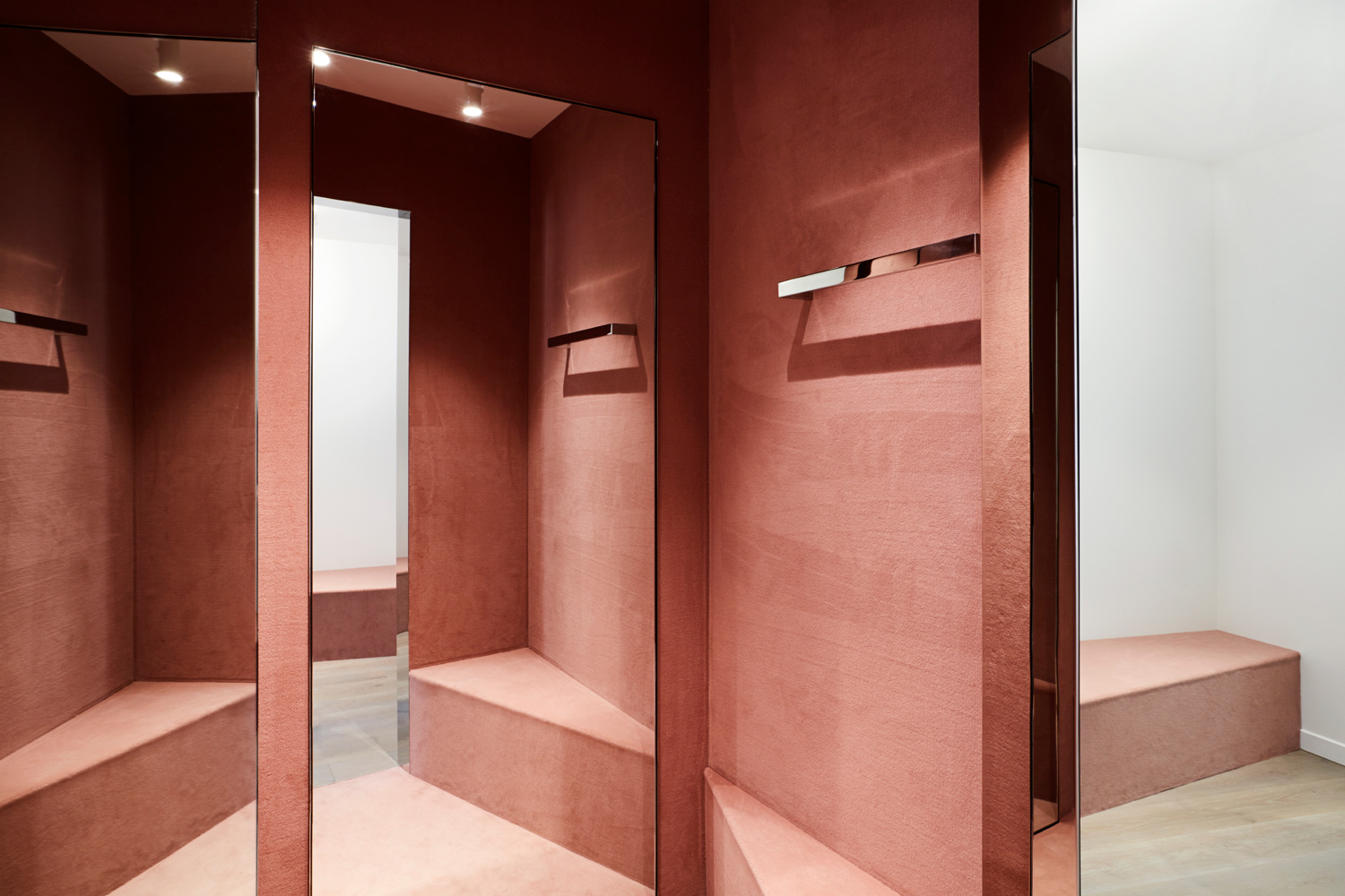 建筑大师 Kelvin Ho | 从零售空间到酒店设计,他的创意之路-13