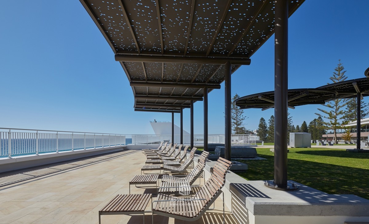 沙滩冲浪俱乐部-8