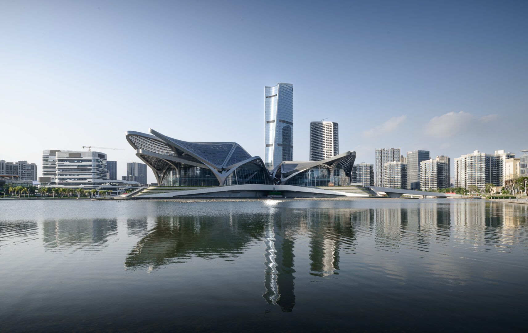 ZHUHAI JINWAN CIVIC ART CENTRE | ZAHA HADID ARCHITECTS - ARCH2O-5