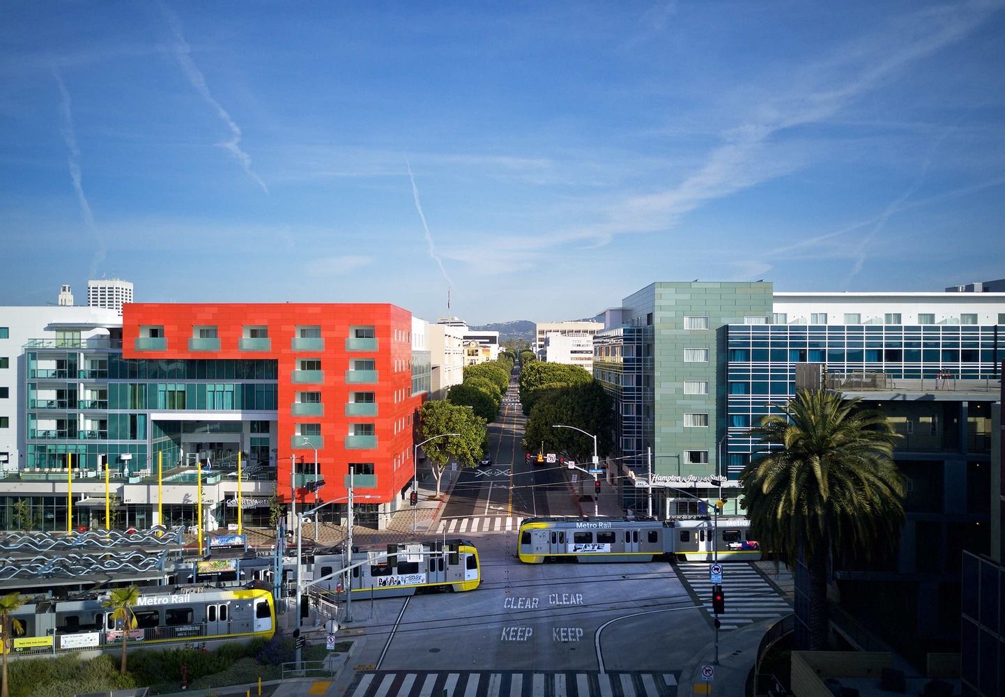 海滨城市酒店设计 | 圣塔莫尼卡市中心的两家酒店-32