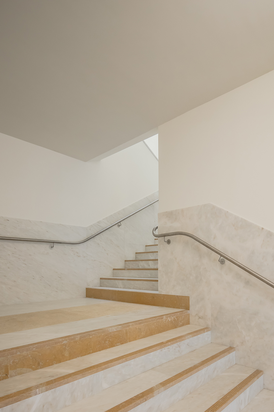 Saint-Jacques-de-la-Lande教堂,法国雷恩 / Álvaro Siza Vieira-183