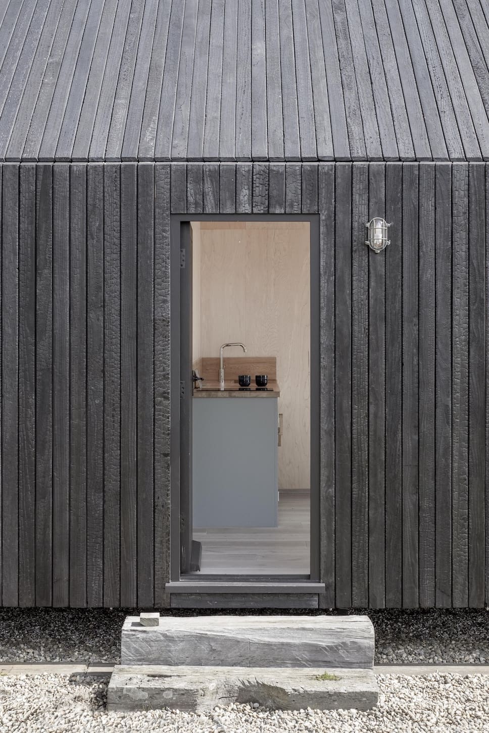 Inclume Architects设计的独立式扩建建筑丨英国英格兰-21