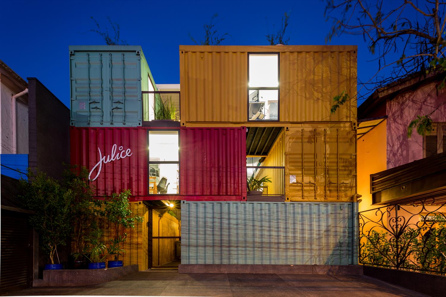 集装箱建筑的创新设计 | Julice Boulangère Pinheiros-1
