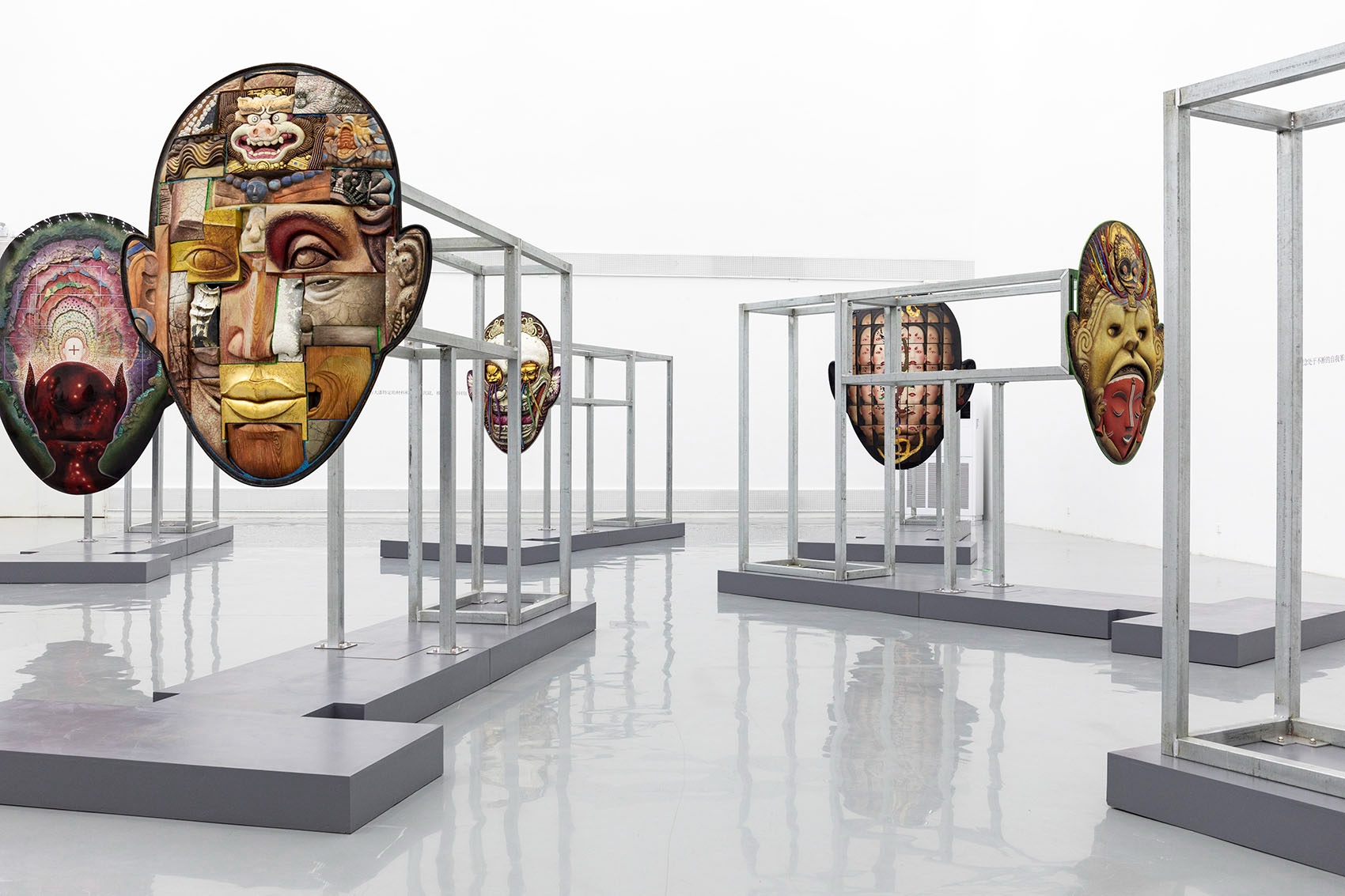 北京“变相—王国建艺术展”展览设计丨燕尾设计室-35