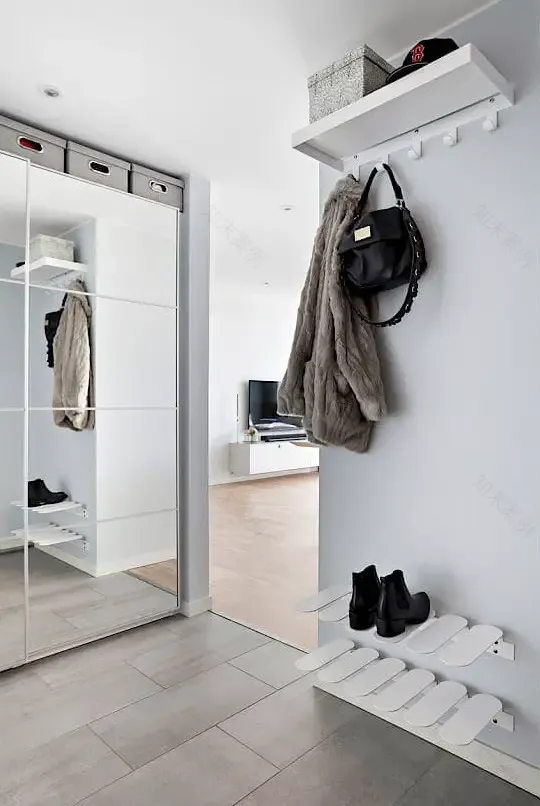 "瑞典工业建筑改造海景复式公寓"-16