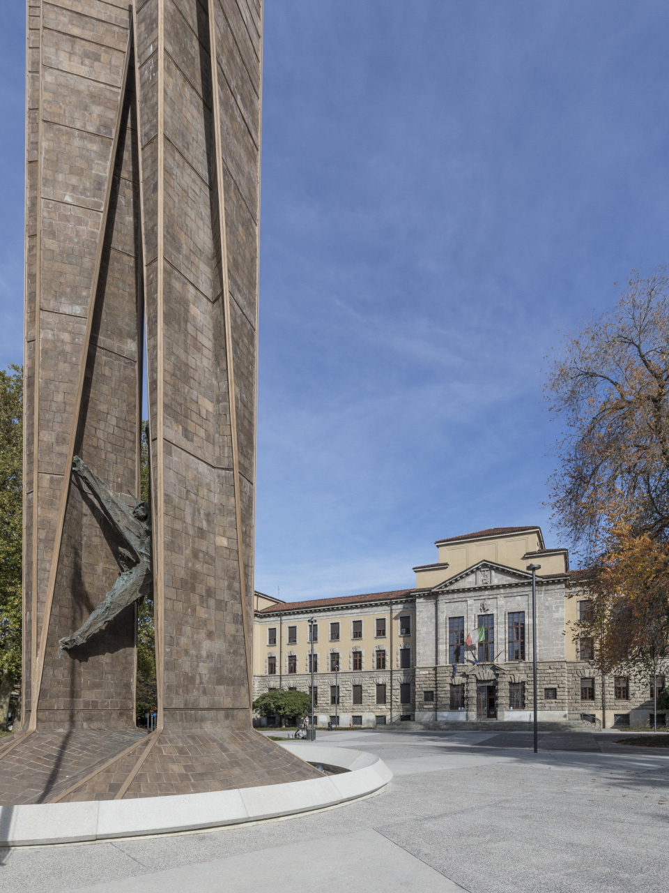 意大利贝加莫 Alpini 广场-14