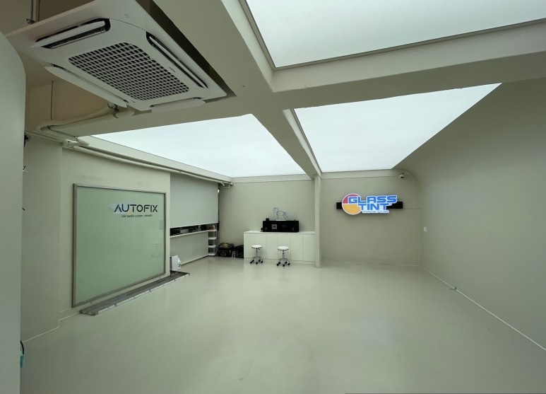 简约风格汽车美容店 营造舒适氛围-5