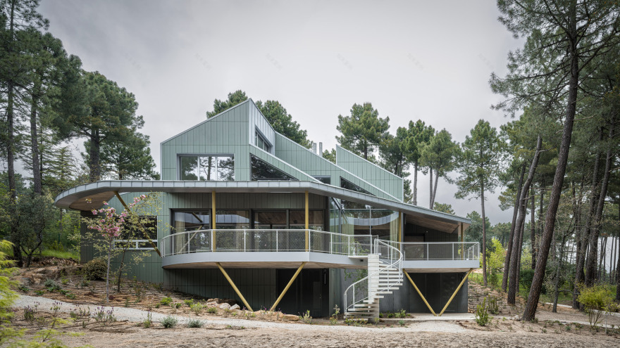 营地联盟房屋丨西班牙阿维拉-7