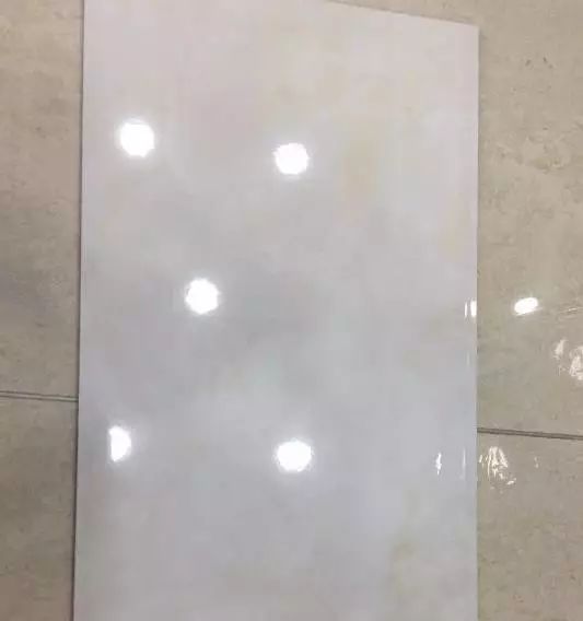 厨卫地砖上墙-36